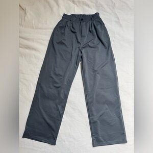 Lightweight Gray Pants Size L